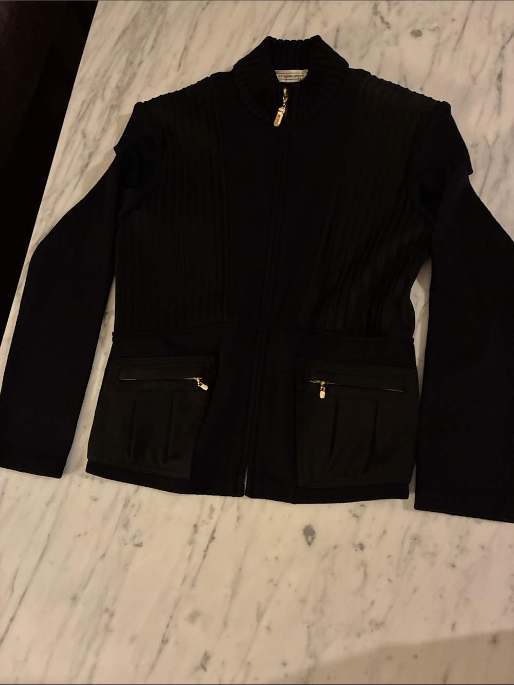 St John Sport VINTAGE —Black Zip-Front Women's Jacket with Pocket Detail